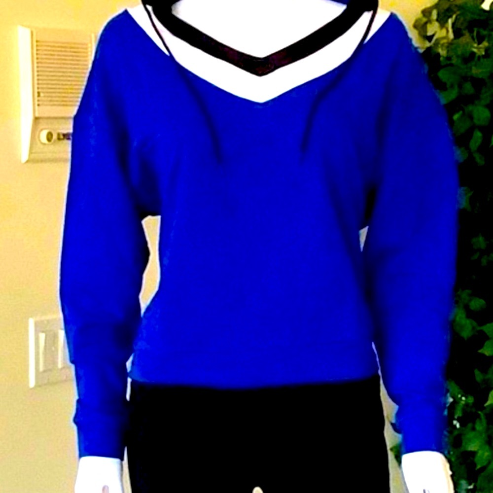 New York & Co Pullover Hoodie - Picture 3 of 7